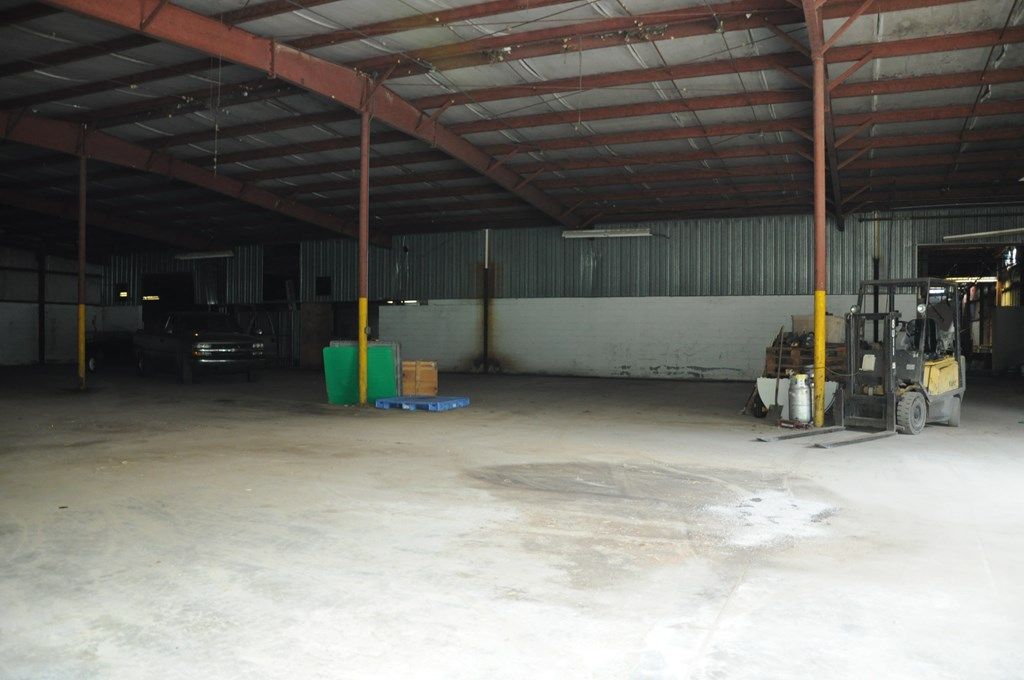 45 INDUSTRIAL BOULEVARD, Hurtsboro, AL 36860